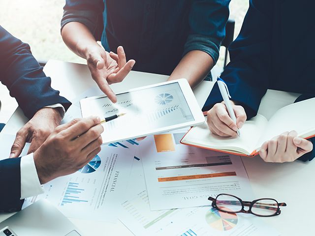 A influência da liderança comercial na estratégia de um negócio